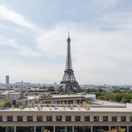 President Wilson - Eiffel Tower Paris